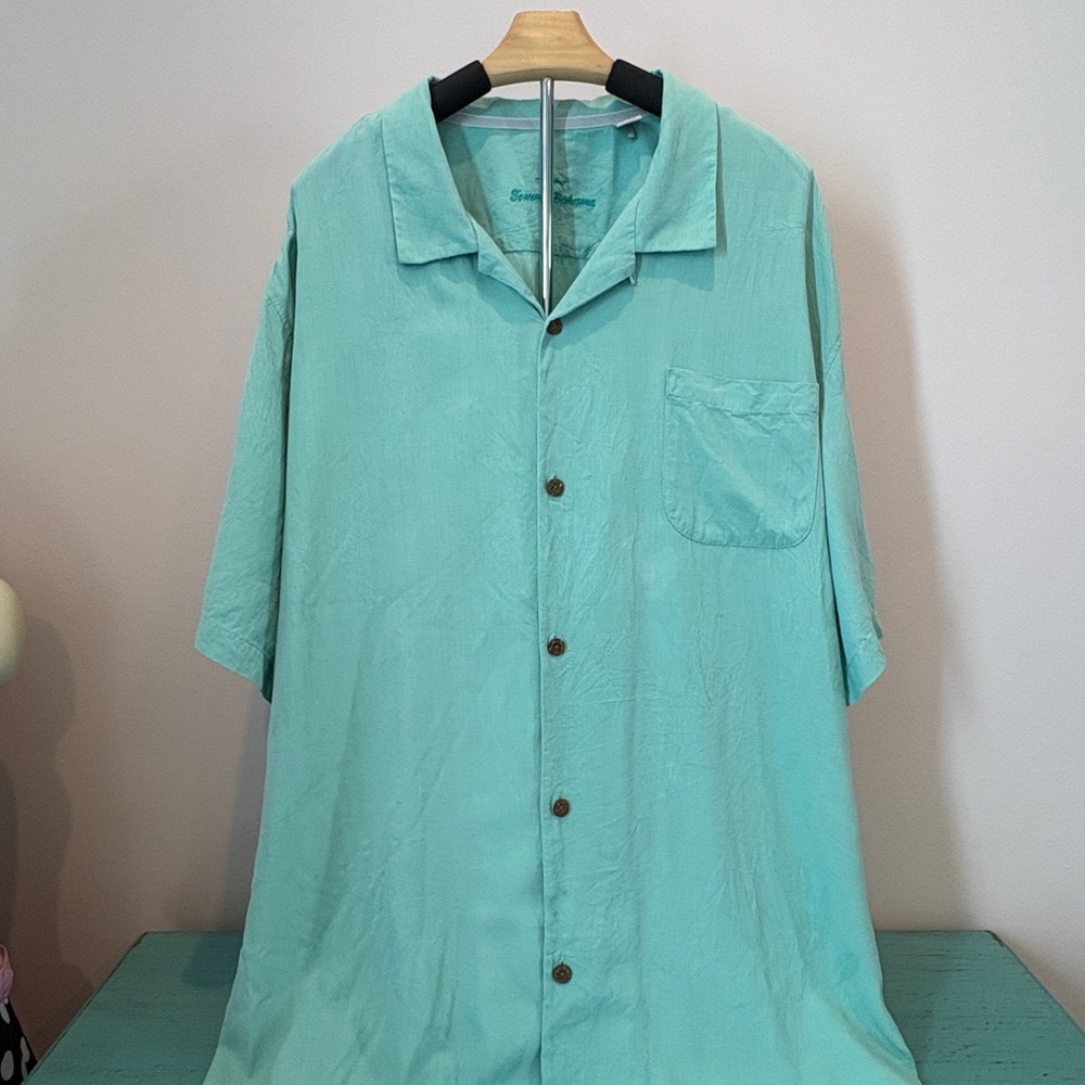 Vintage Silk Tommy Bahama Teal Hawaiian Camp Button-Up Shirt